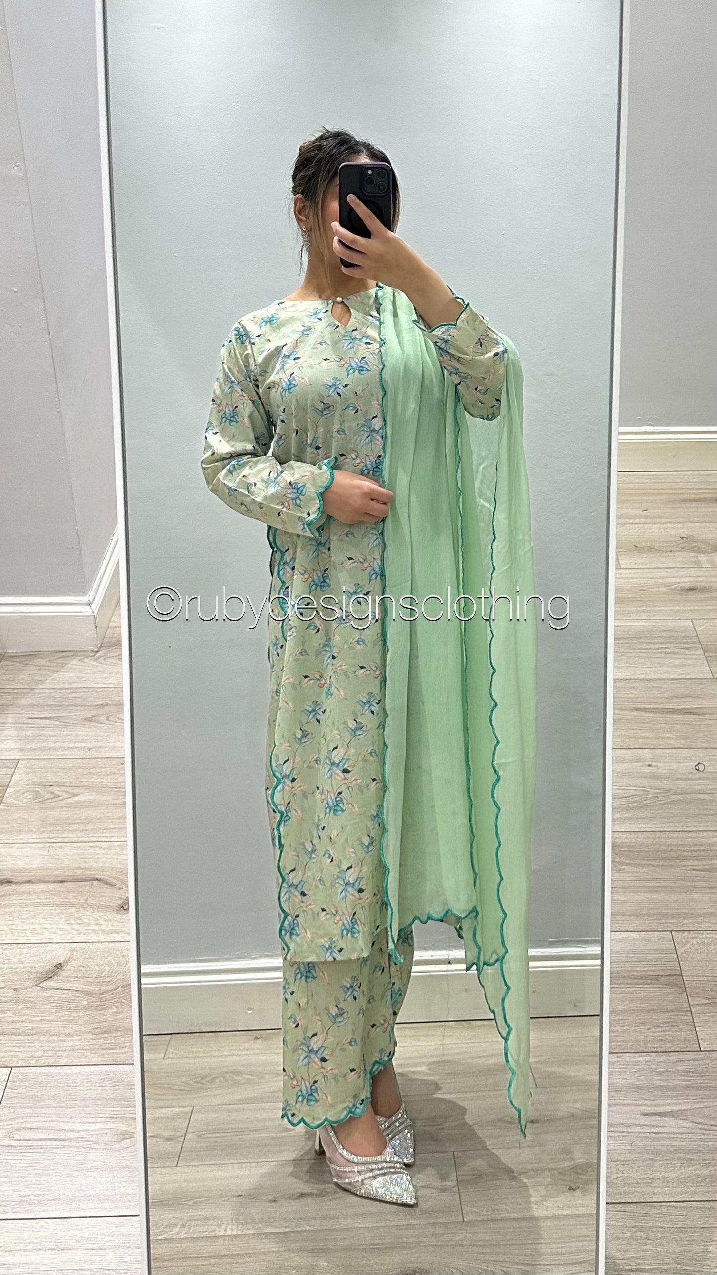 NOREEN - EXCLUSIVE 3 Piece Swiss Lawn Suit with Chiffon Dupatta