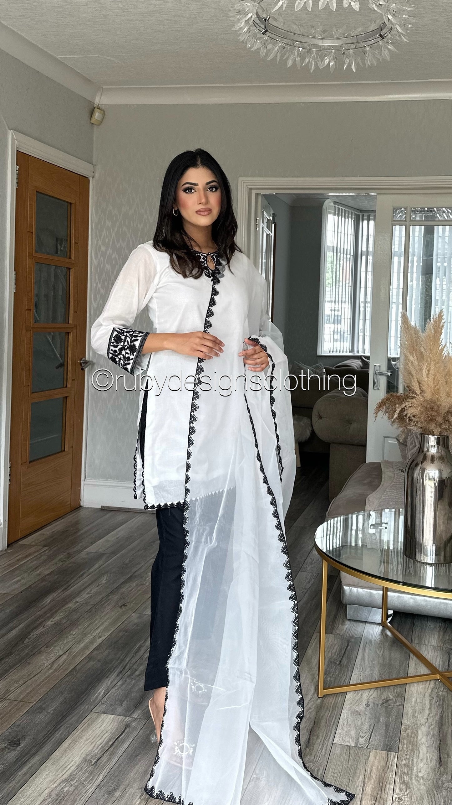 WAFA - 3 Piece White Lawn Suit with Organza Dupatta (8089782321365)