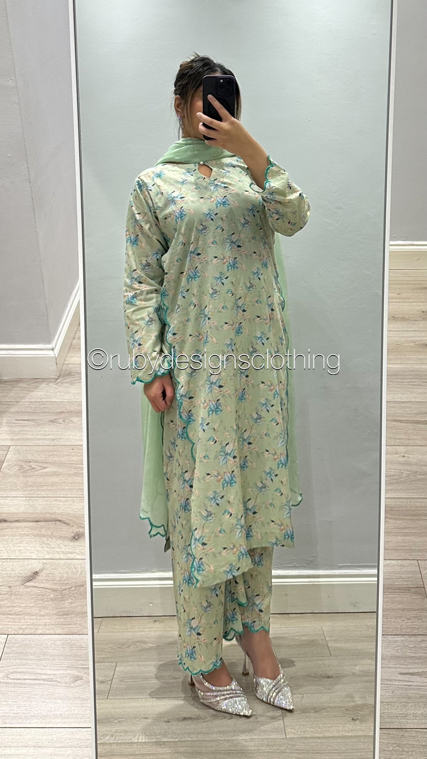 NOREEN - EXCLUSIVE 3 Piece Swiss Lawn Suit with Chiffon Dupatta