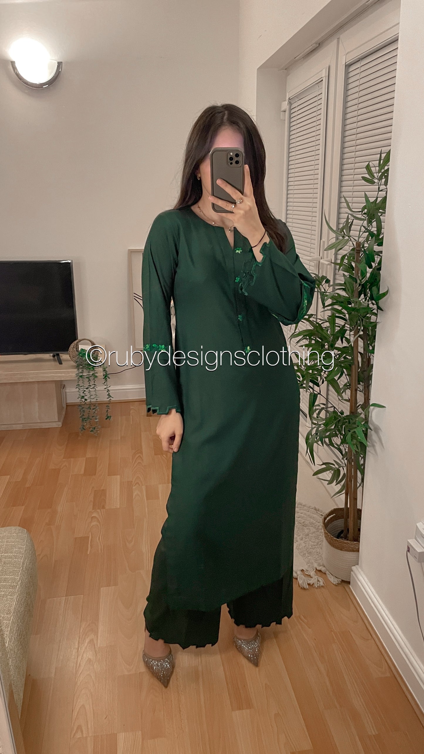 ZEHRA - 3 Piece Forest Green Marina Suit with Embroidered Pashmina Shawl