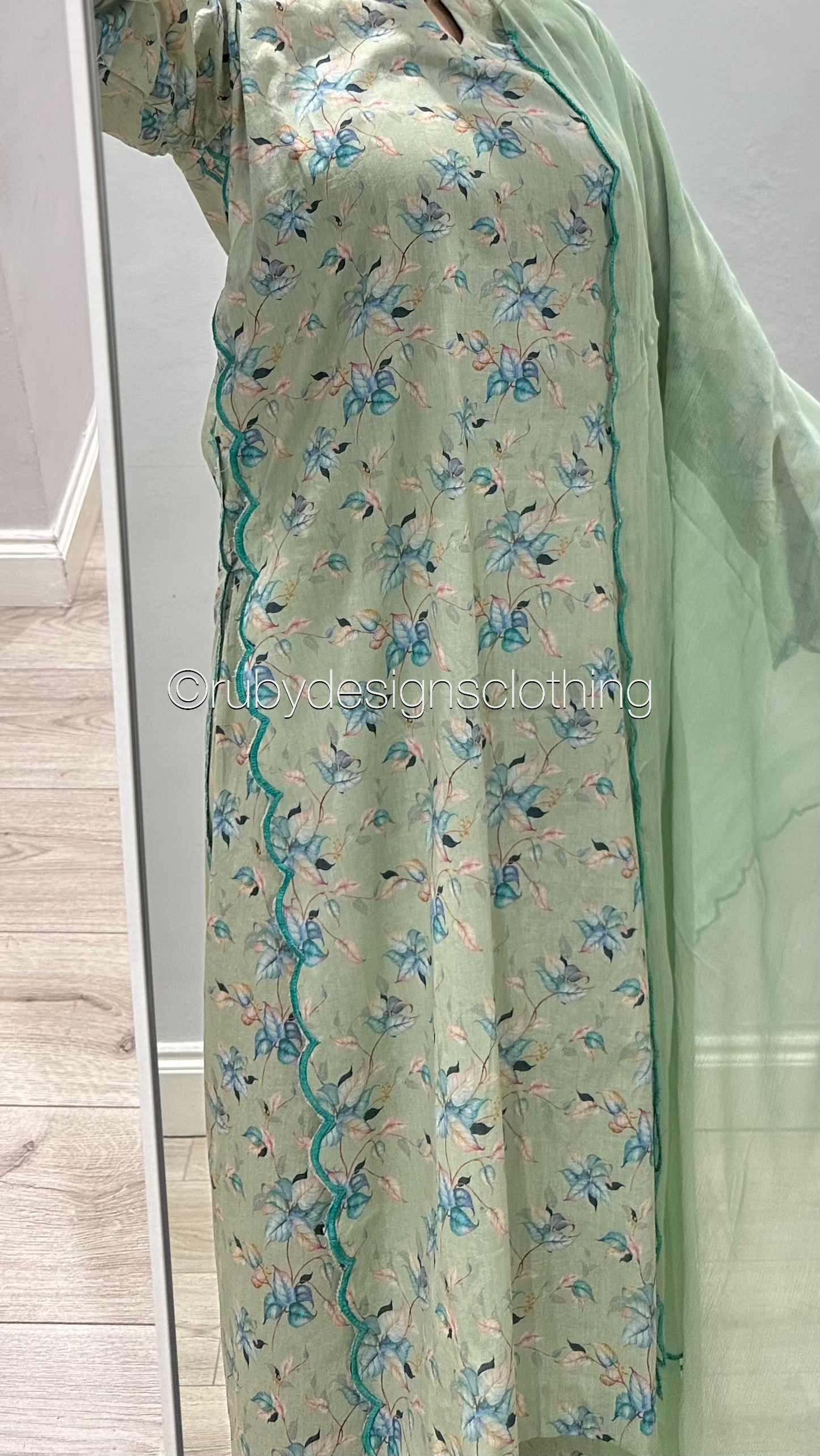 NOREEN - EXCLUSIVE 3 Piece Swiss Lawn Suit with Chiffon Dupatta