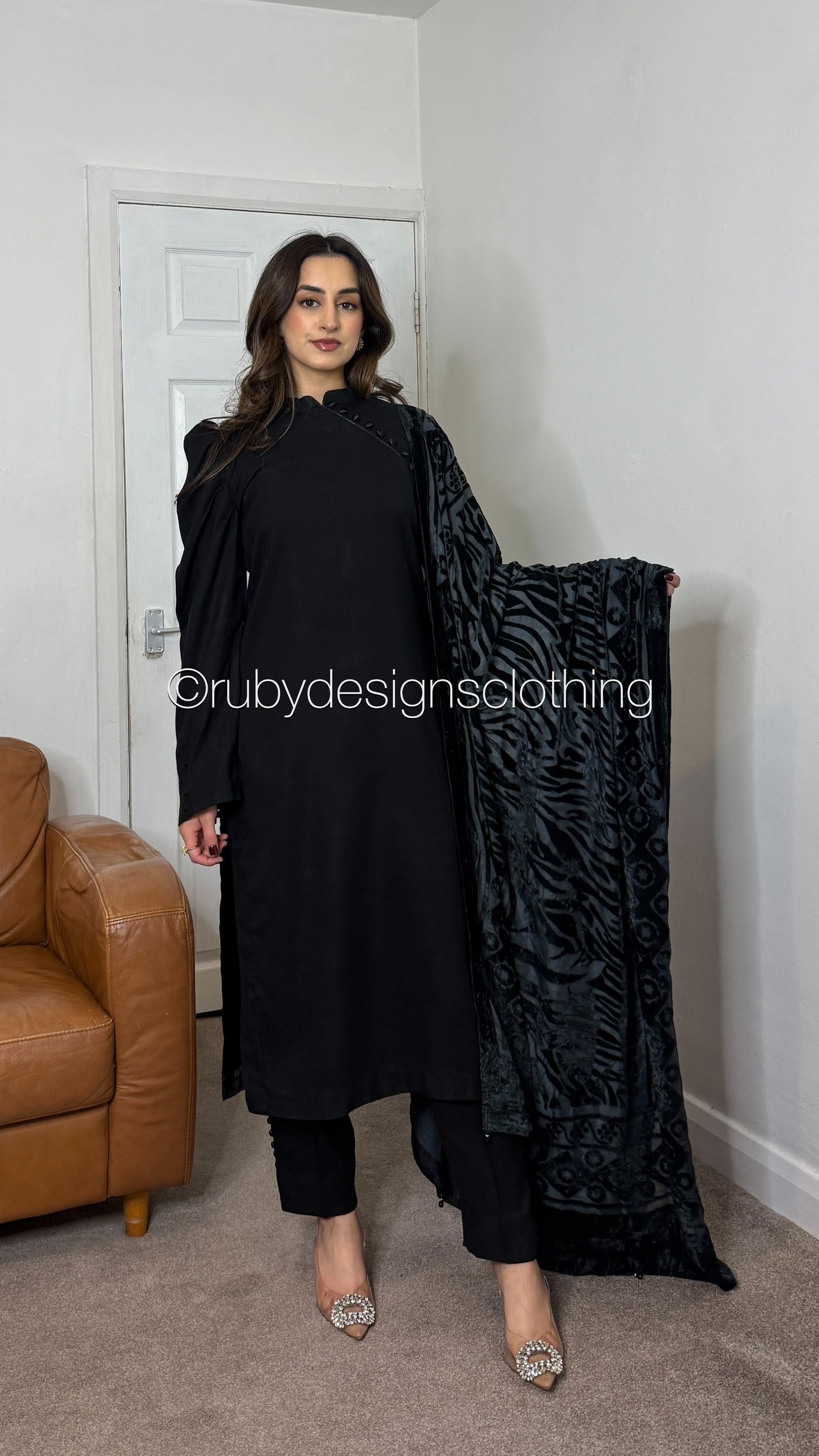 ZAILA Noir - 3 Piece Marina Suit with Palachi Shawl