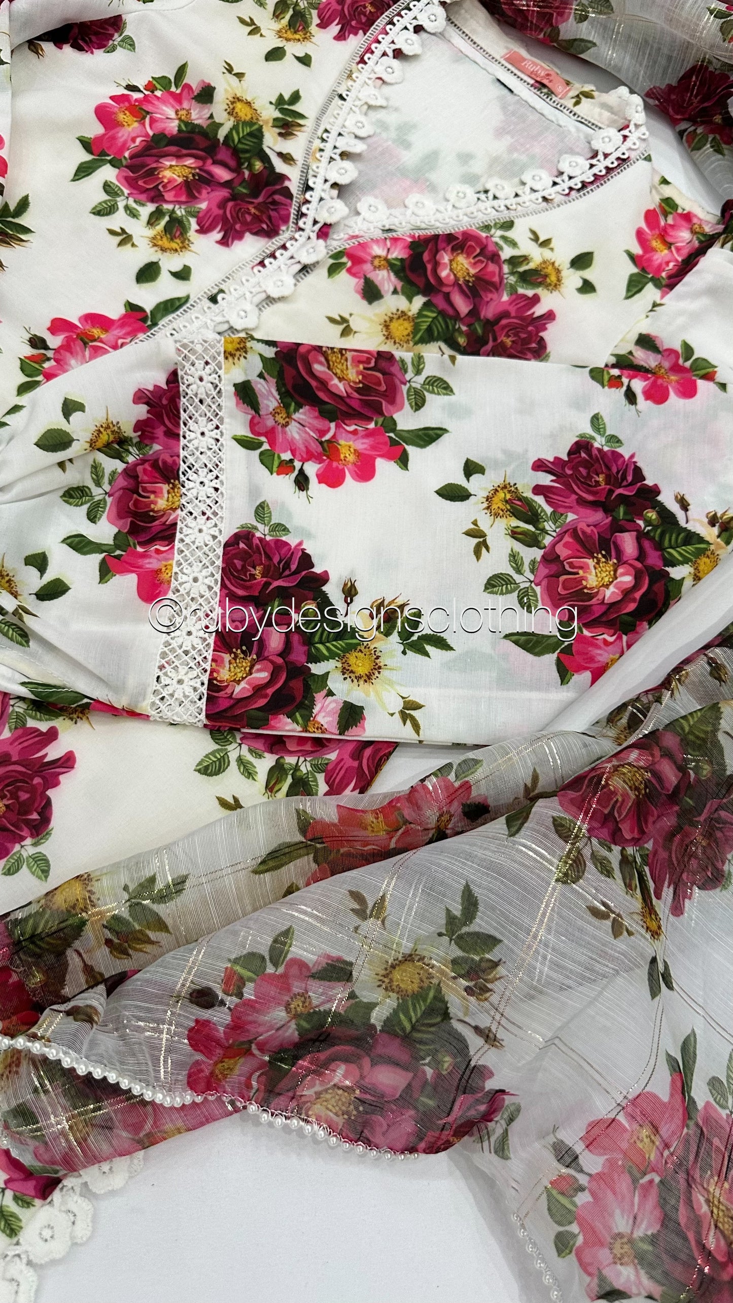 AFSHEEN White - 3 Piece White Floral Print Swiss Lawn Suit with Organza Dupatta (8034682896597)