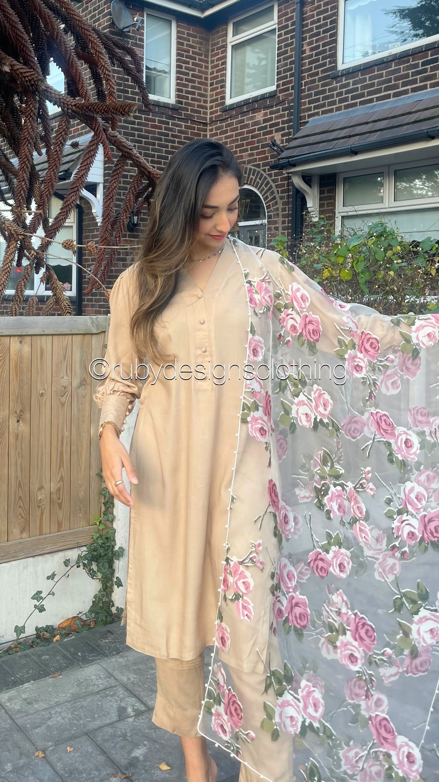 HANA Beige - 3 Piece Linen Suit with ORGANZA Dupatta