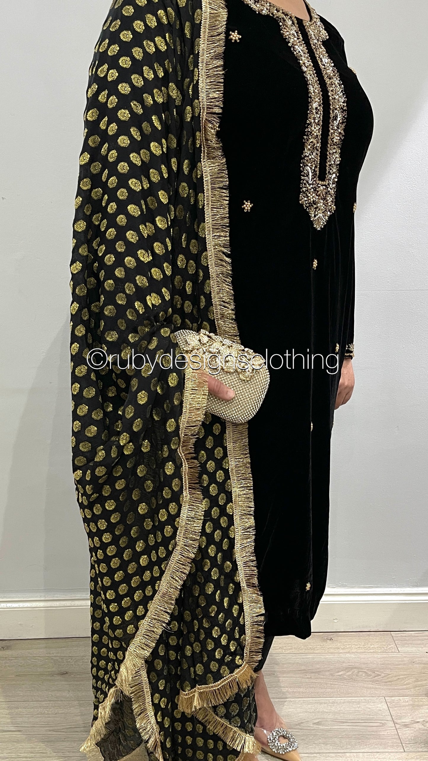 SAMINA - 3 Piece Black Velvet Suit with Jamawar Chiffon Dupatta (7960235311317)