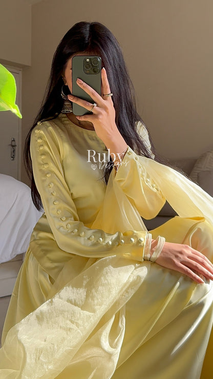 LAYA Butter - 3 Piece Silk Suit with Flowy Trousers