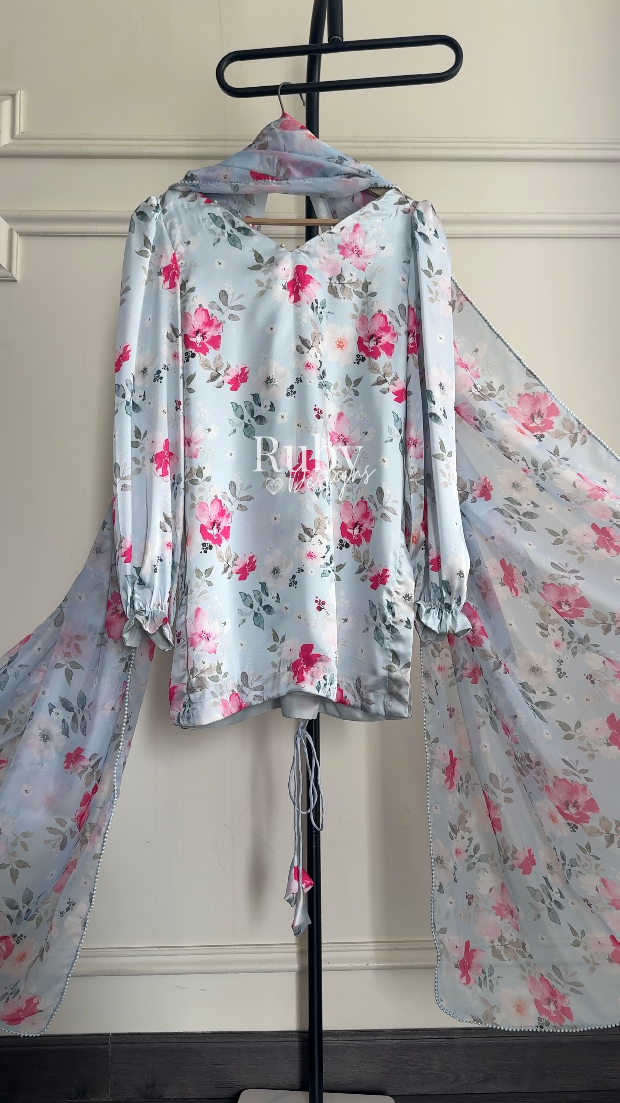 FLEUR Sky - 3 Piece Silk Suit with Balloon Pants