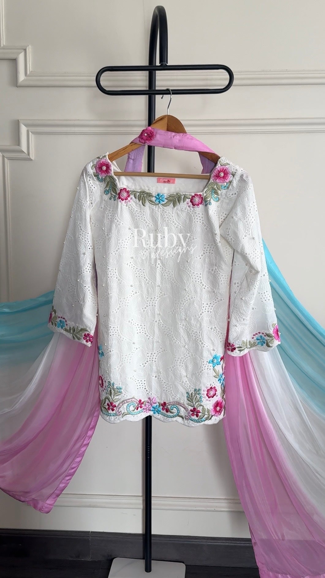 ALIZEH Petal - 3 Piece Chikankari Suit with Ombré Dupatta