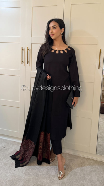 MIRA Black - 3 Piece Linen Suit with Printed Shawl