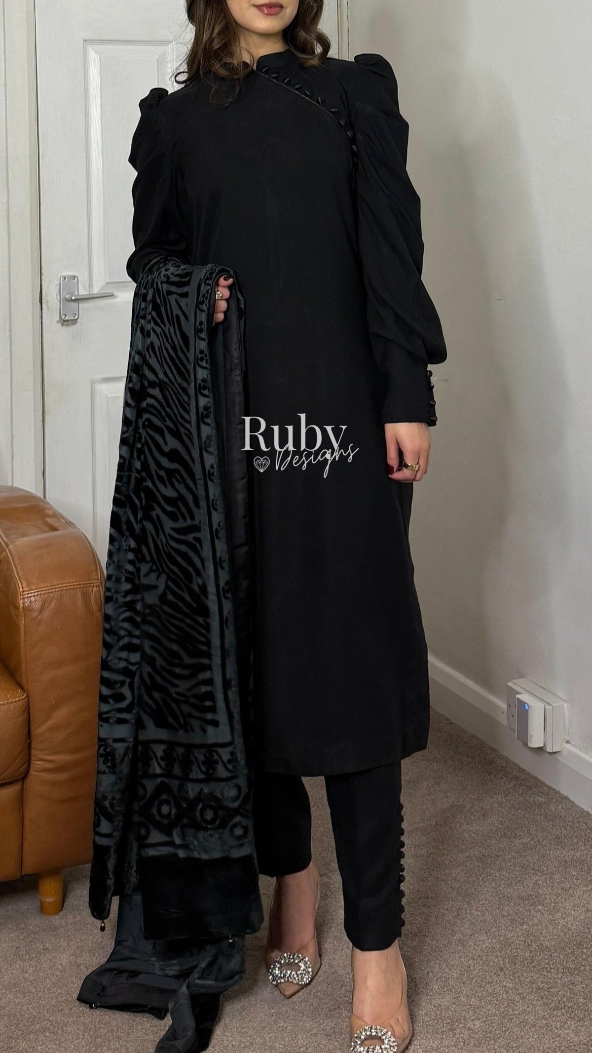 ZAILA Noir - 3 Piece Marina Suit with Palachi Shawl