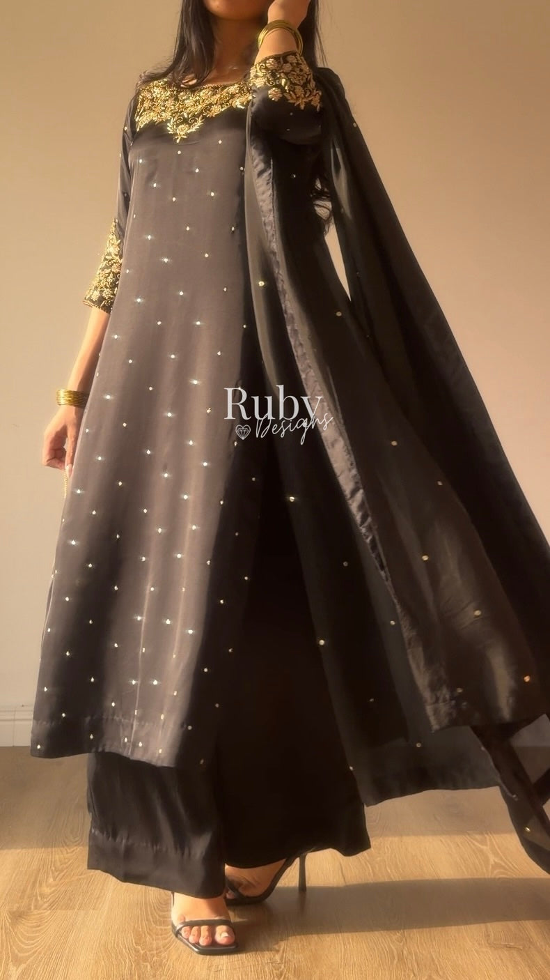 HANIA Noir - 3 Piece Silk Suit with Straight Trouser