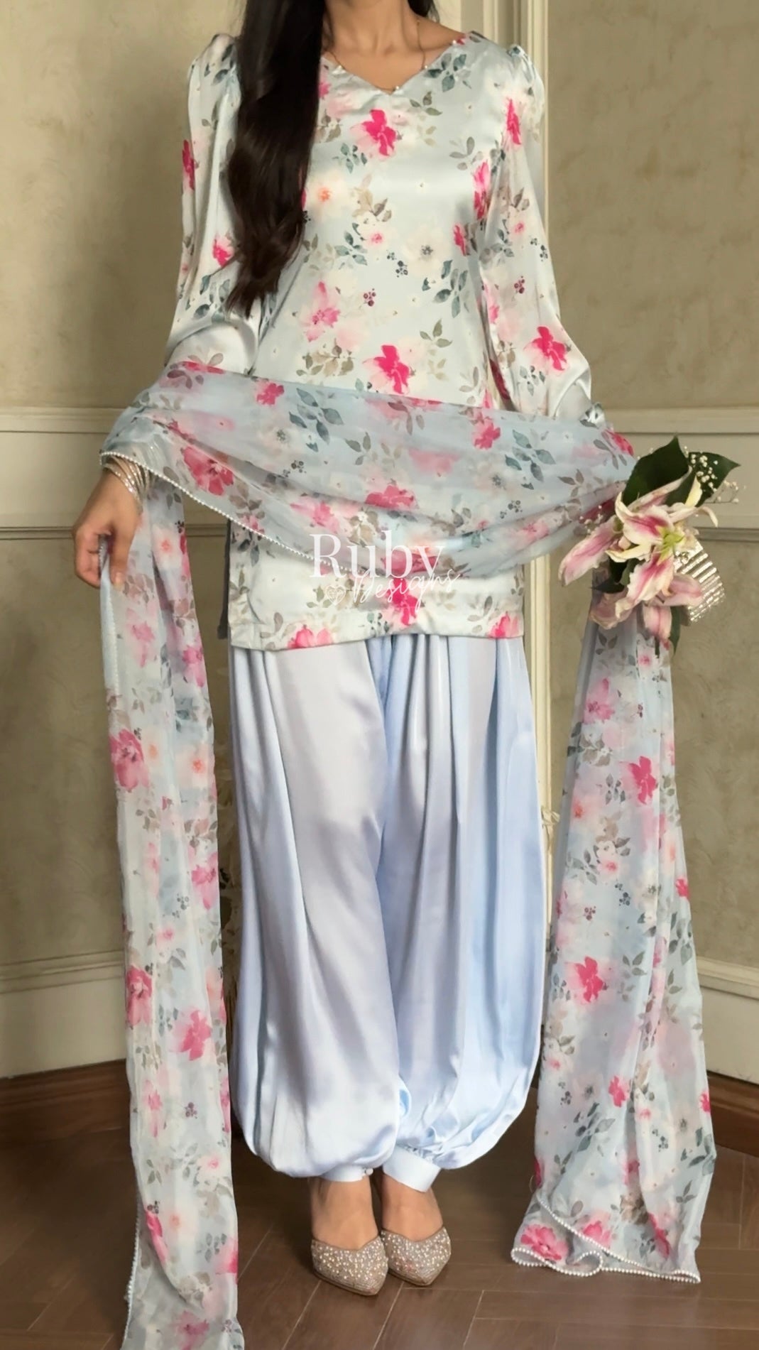 FLEUR Sky - 3 Piece Silk Suit with Balloon Pants