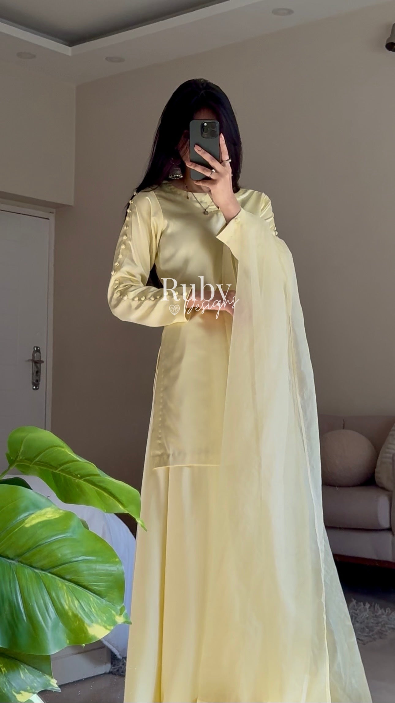 LAYA Butter - 3 Piece Silk Suit with Flowy Trousers