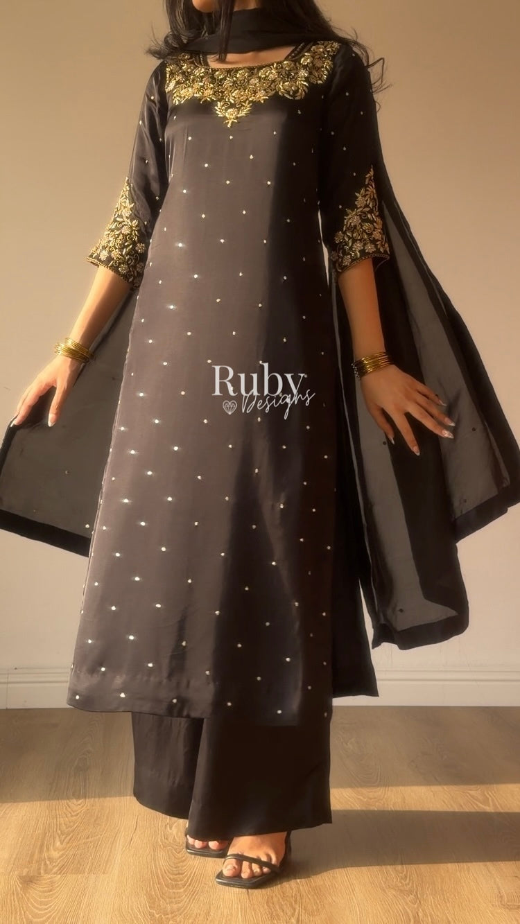 HANIA Noir - 3 Piece Silk Suit with Straight Trouser