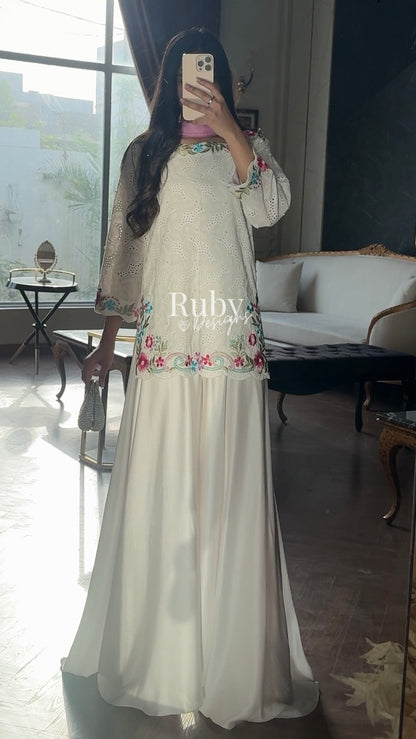 ALIZEH Petal - 3 Piece Chikankari Suit with Ombré Dupatta