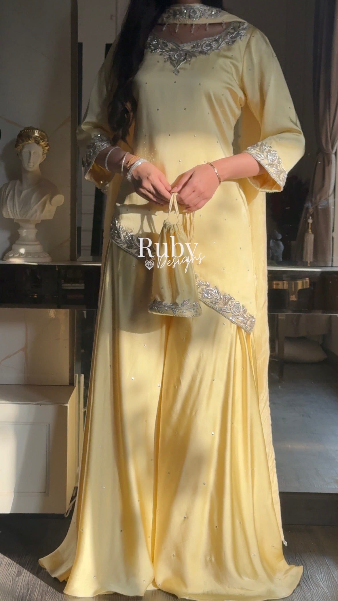 PRE-ORDER (6-8 week estimated dispatch): RANI Butter - 4 Piece Luxury Silk Suit with Matching Bag
