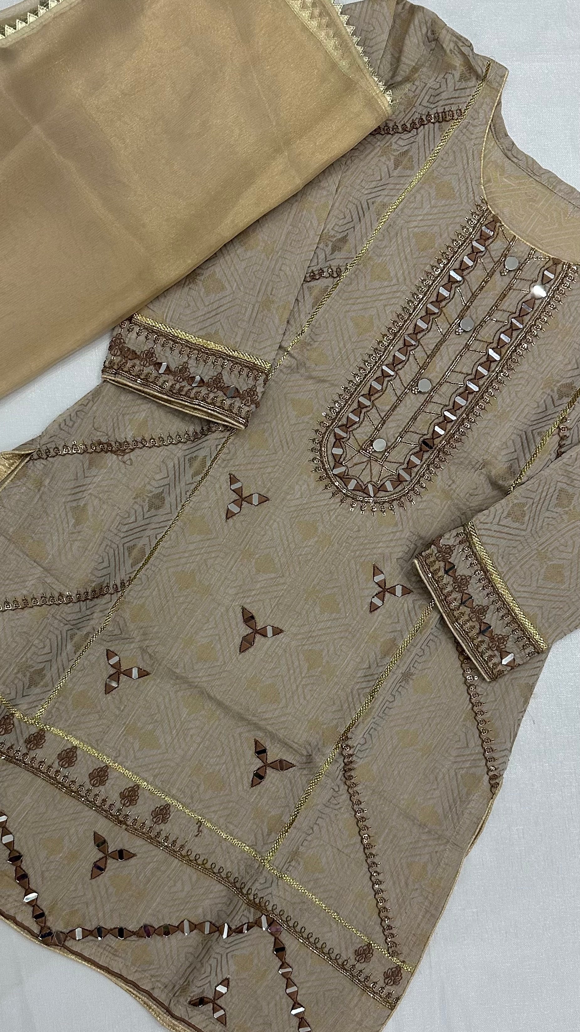 EXCLUSIVE SAMPLE - 2 Piece Grey/Beige Jacquard Kurta with Masoori Dupatta (8748040519893)