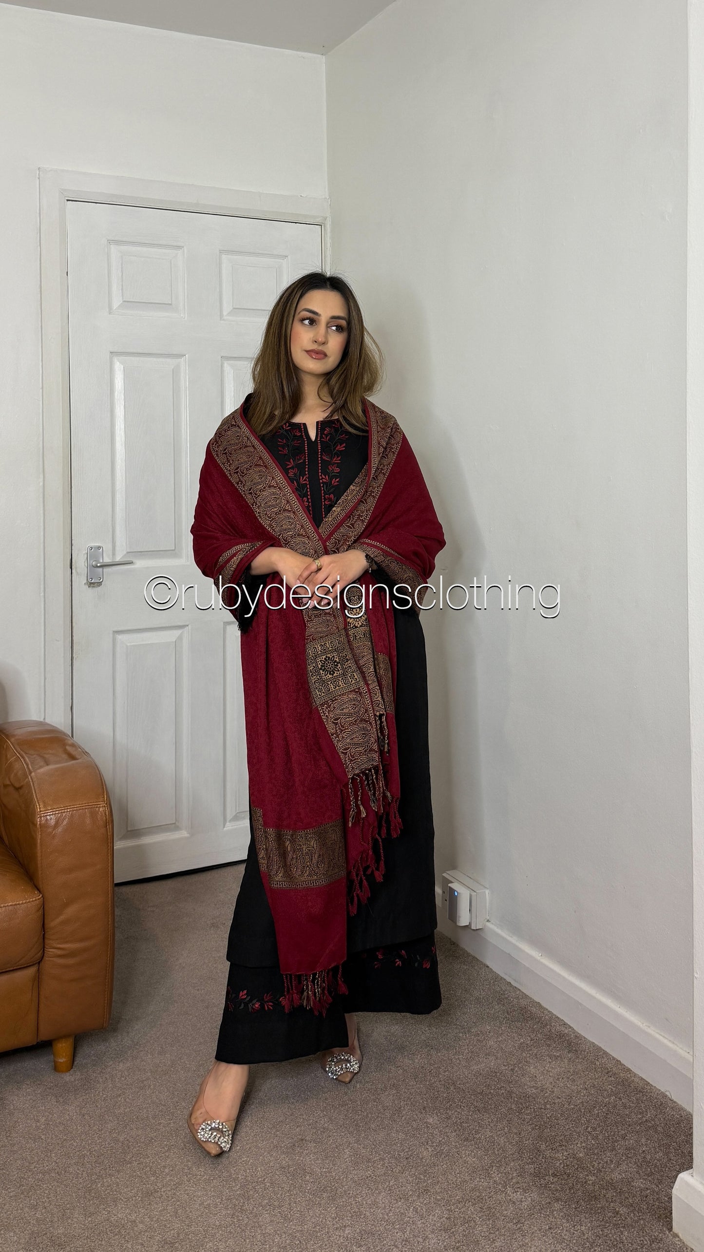LAYAL - 3 Piece Black Marina Suit with Shawl