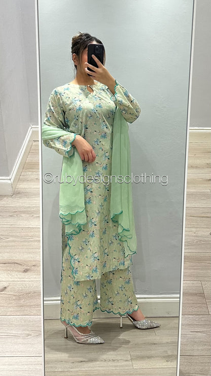 NOREEN - EXCLUSIVE 3 Piece Swiss Lawn Suit with Chiffon Dupatta