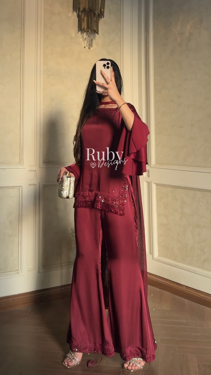 KAREENA Rouge - 3 Piece Silk Suit with Crystal Choker Dupatta