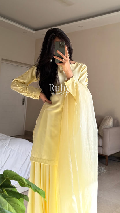 LAYA Butter - 3 Piece Silk Suit with Flowy Trousers