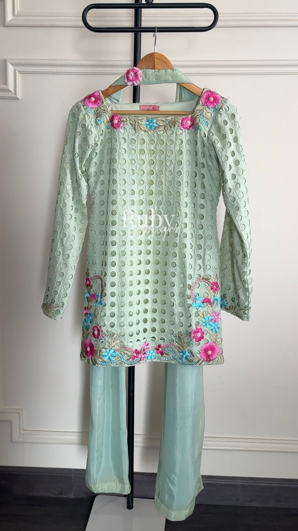ALIZEH Sage - 3 Piece Chikankari Suit with Ombré Dupatta