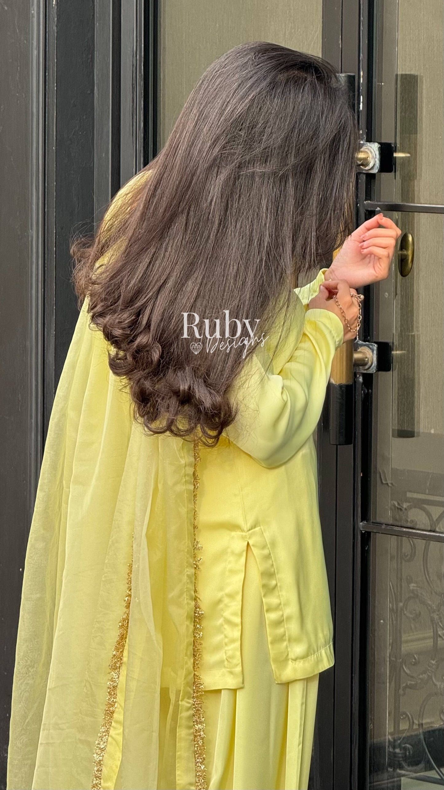 AMELLE Honey - 3 Piece Silk Suit with Balloon Pants
