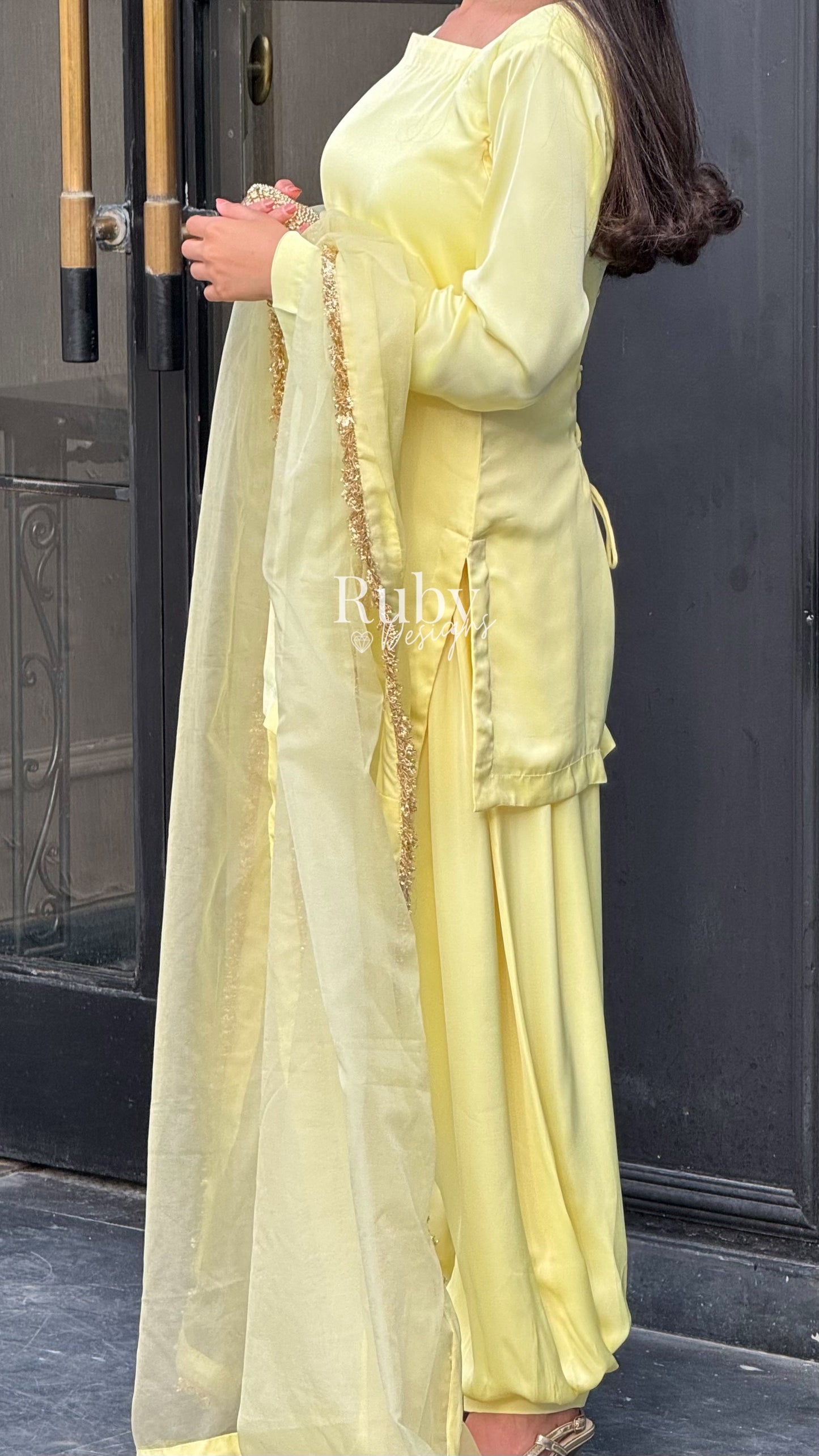 AMELLE Honey - 3 Piece Silk Suit with Balloon Pants