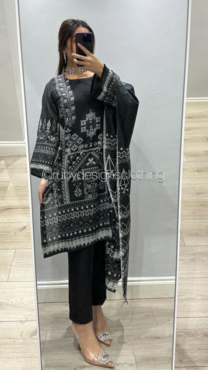 Original KHAS 3 Piece Black Lawn Suit with Printed Dupatta (8746817421525)