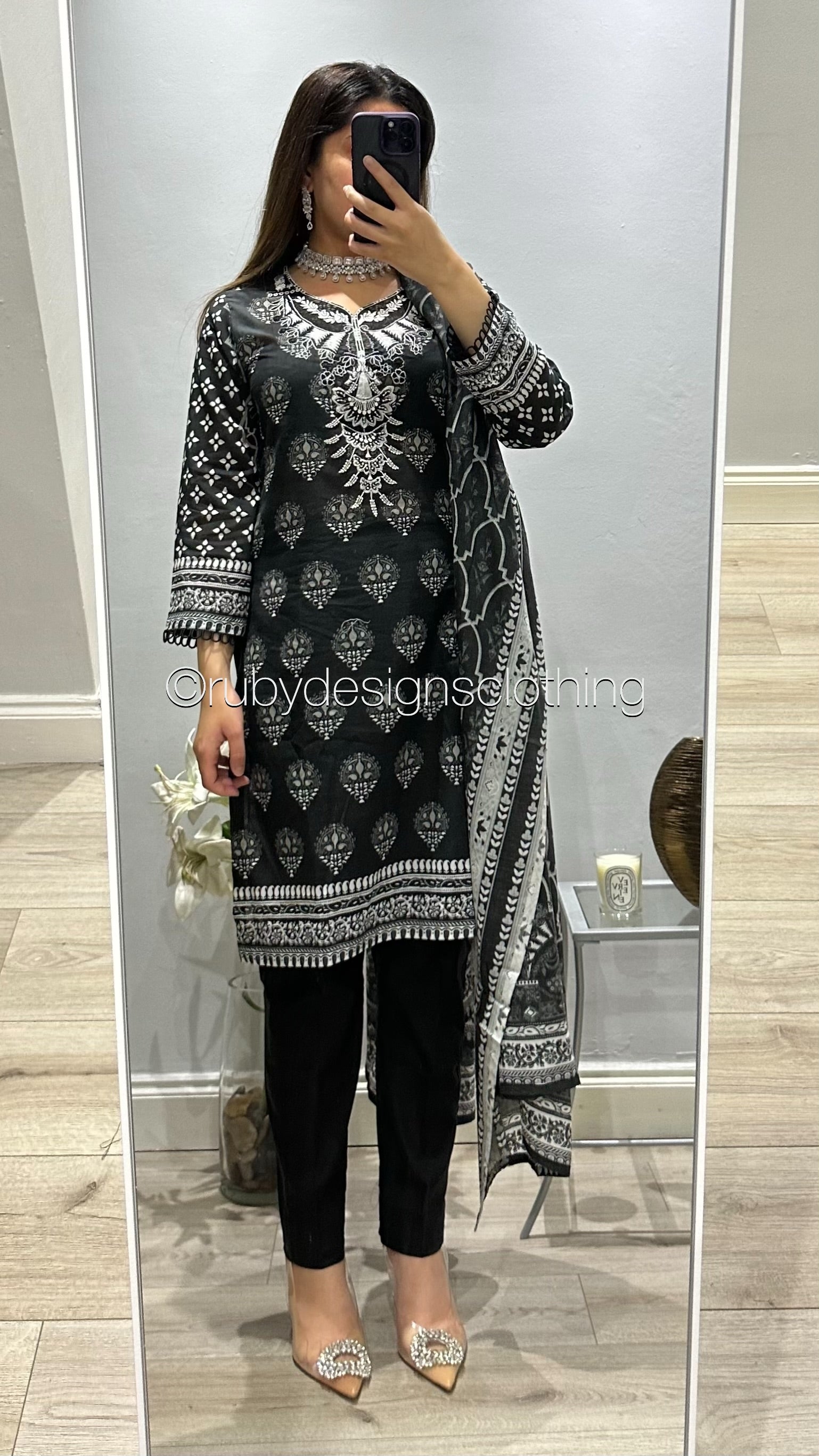 Original KHAS 3 Piece Black Lawn Suit with Printed Dupatta (8746817192149)