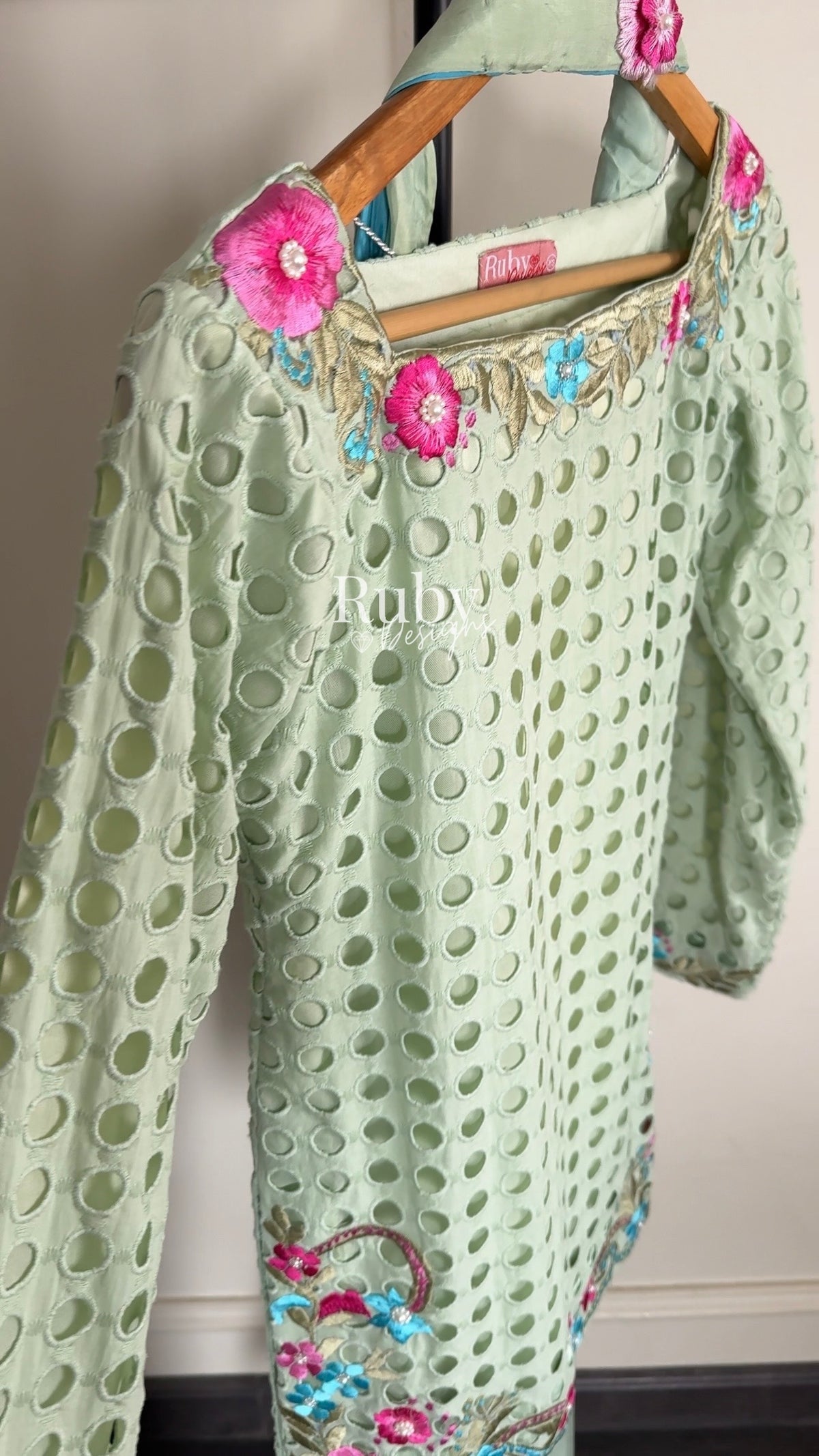 ALIZEH Sage - 3 Piece Chikankari Suit with Ombré Dupatta