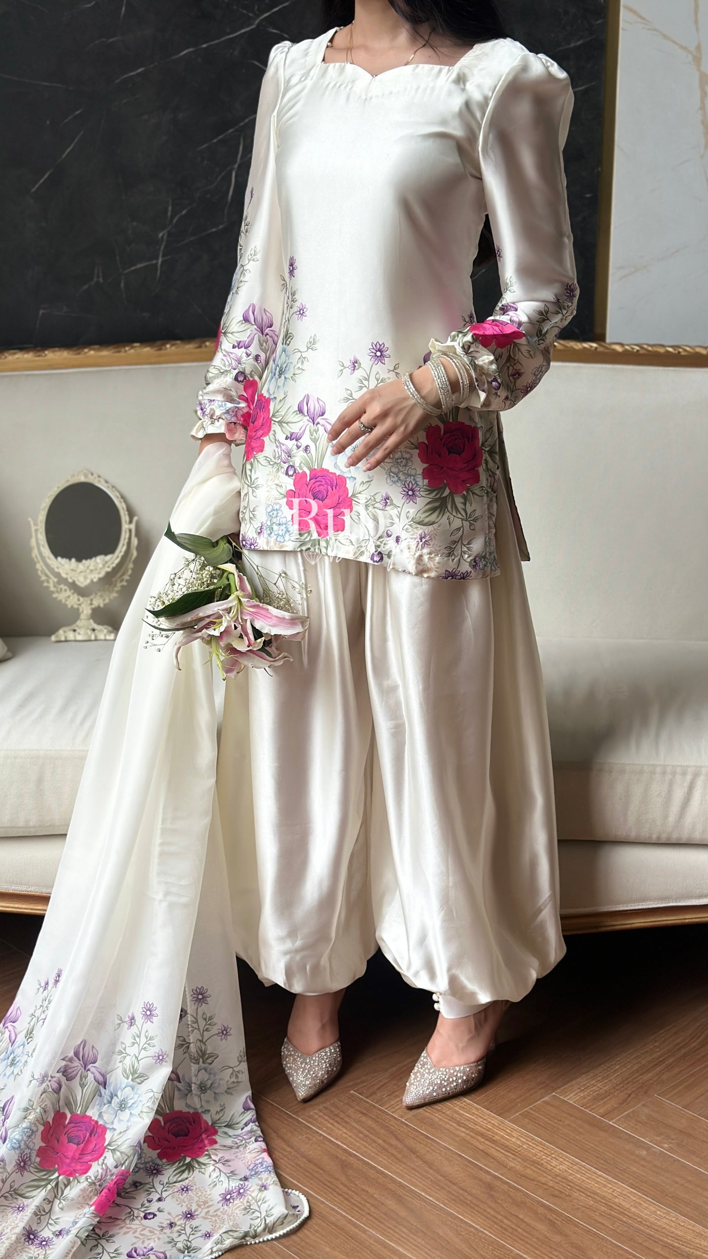 FLEUR Pearl - 3 Piece Silk Suit with Balloon Pants