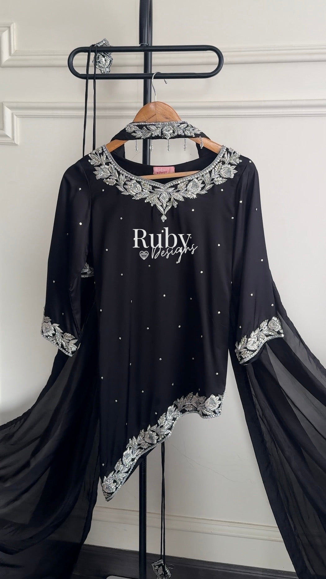 RANI Noir - 3 Piece Luxury Silk Suit with Matching Bag
