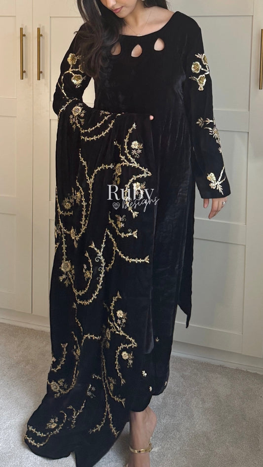 RAISA Black - 3 Piece Luxury Velvet Suit with Heavy Embellished Shawl