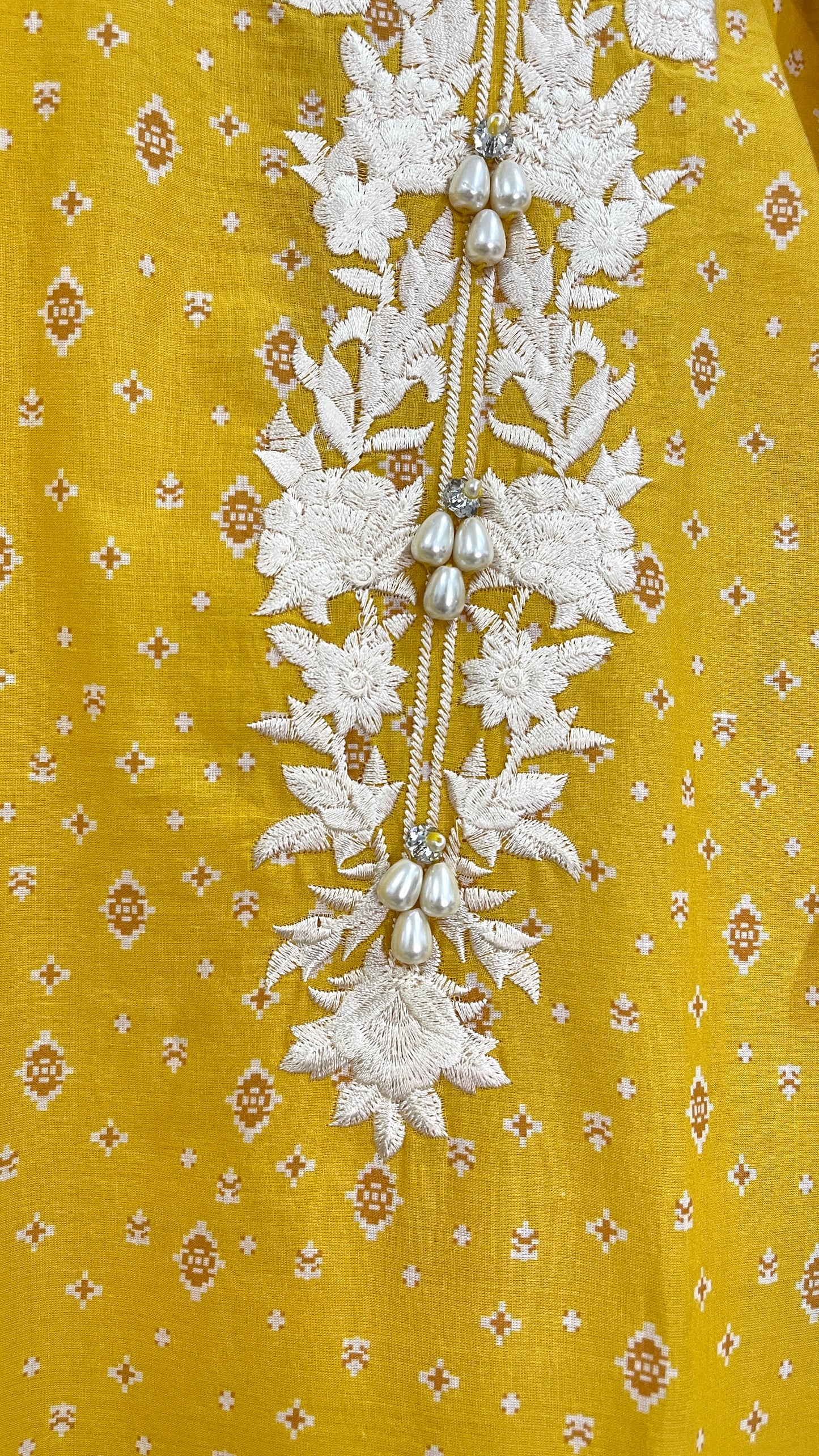 Original Agha Noor 3 Piece Yellow Cotton Suit